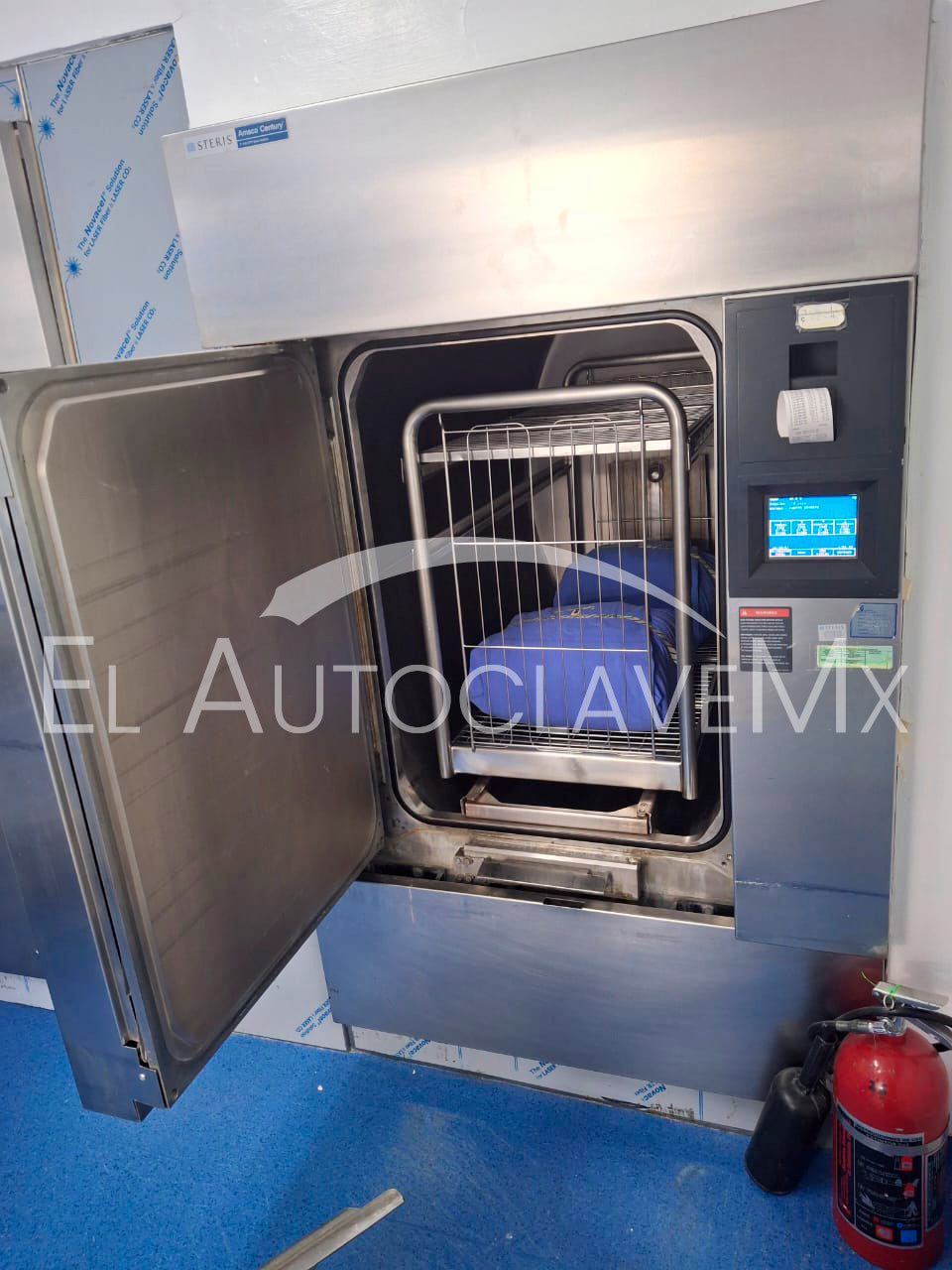 Mantenimiento a Esterilizador de Vapor marca STERIS,  Modelo Century V148-H